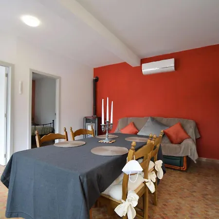 Holiday home In Next To A And Forest Rosee