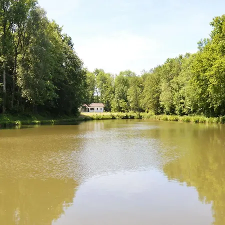 Nature Retreat By The Lakes Vakantiehuis