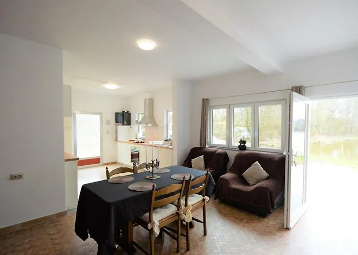 Nature Retreat By The Lakes Rosée