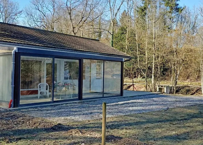 Nature Retreat By The Lakes Vakantiehuis *